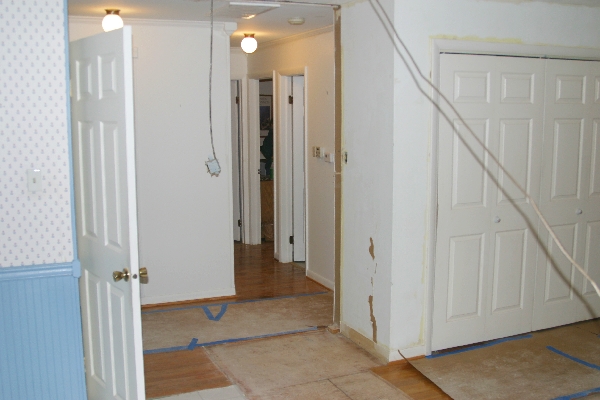 Wider opening into kitchen