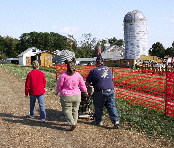 Arriving at the Pumkin Patch