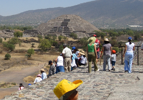 On the first level looking toward the pyramid of the moon