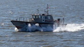 Delaware Bay Pilot Boat heads off to work